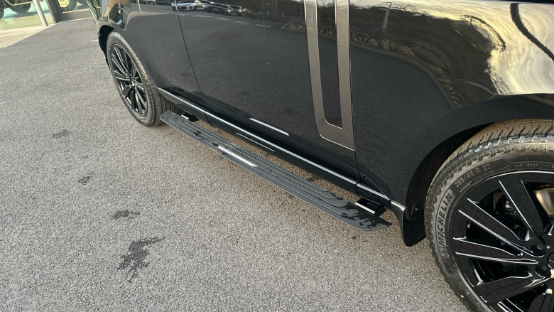 Land Rover Range Rover 3.0 P460e HSE 4dr Auto Estate